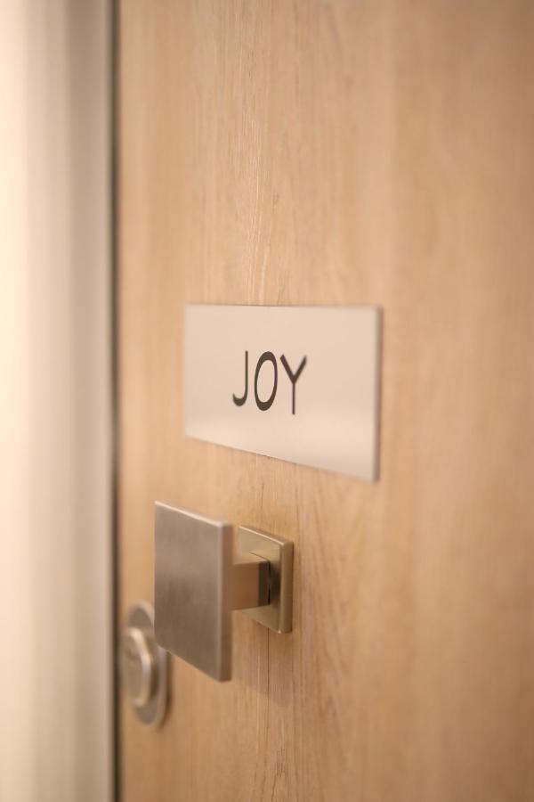 Joy Lifestyle Suite Aten Exteriör bild
